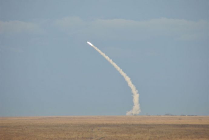 Українські ракети влучили у повітряні і надводні цілі на очах у НАТО (відео)