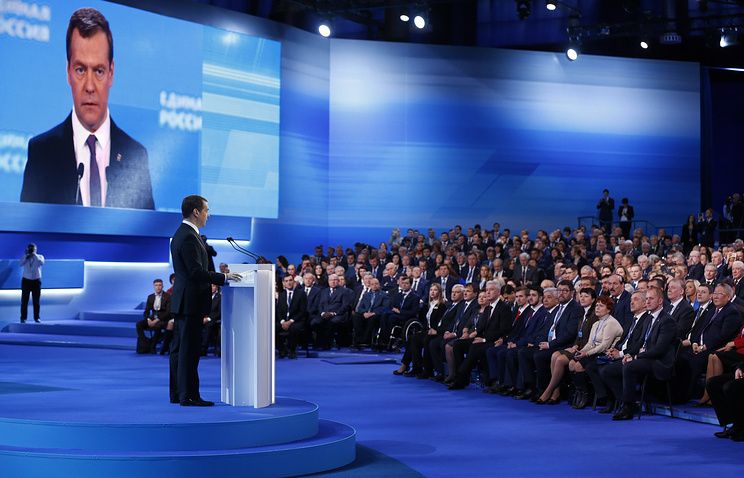 Прем’єр Росії Дмитро Медведєв не вірить у скасування західних санкцій