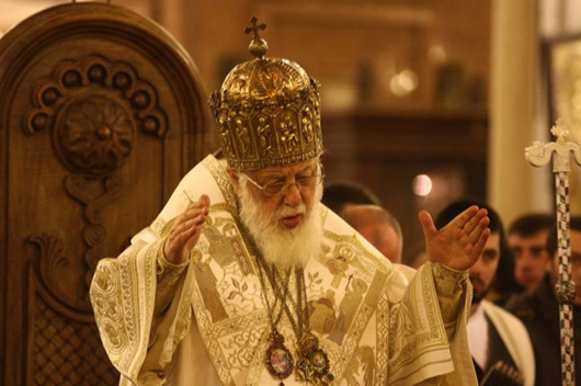 Церковні пристрасті по-грузинськи: священик намагався отруїти патріарха цианідом