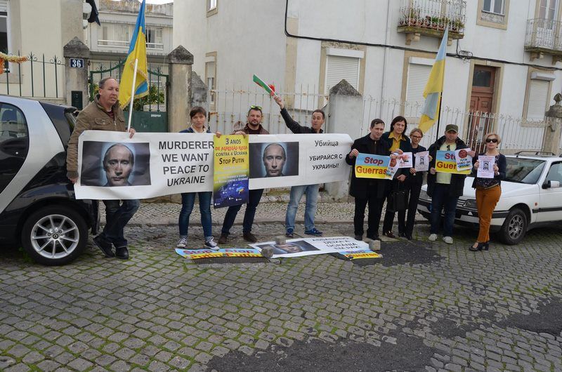 Українці Португалії зірвали виступ посла Росії про тероризм