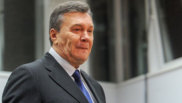 Янукович став першим обвинувачуваним президентом в історії України
