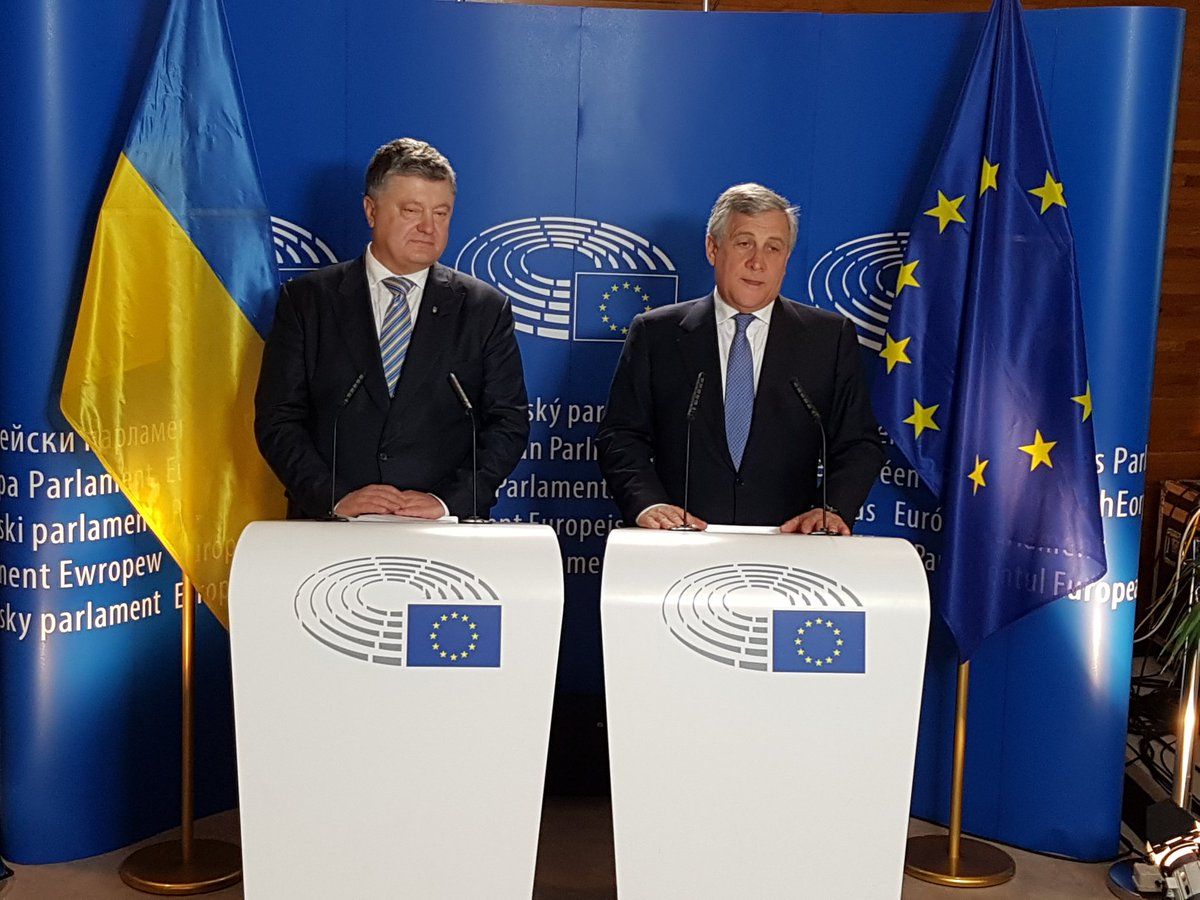У Європарламенті підписали Угоду про безвізовий режим з Україною