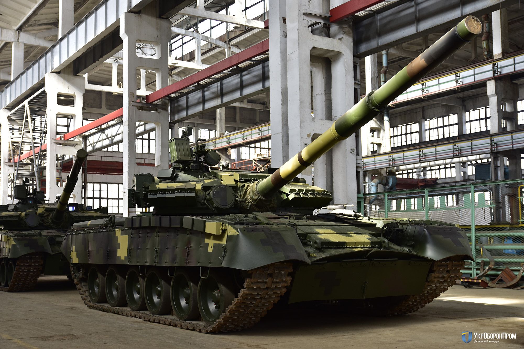 На передову Донбасу відправлять партію танків Т-80 (відео)