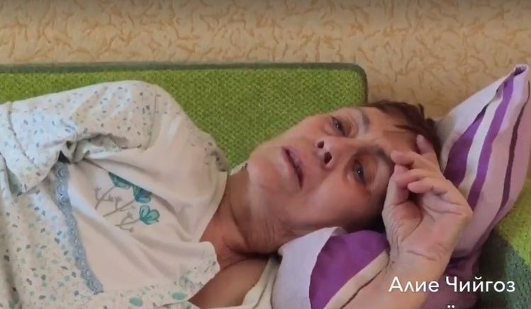 Тяжко хвора матір Ахтема Чийгоза молить про хвилину побачення з сином (відео)