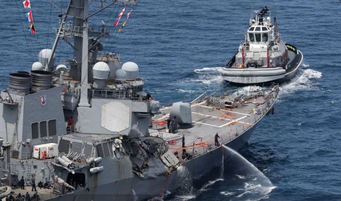 Поблизу Японії зіткнулися есмінець США та контейнерне судно з Філіпін: загинуло 7 морпіхів
