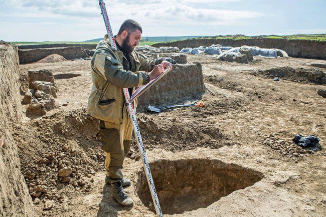 Україна заведе кримінальні справи на 35 росіян, що проводили археологічні розкопки в Криму (список)