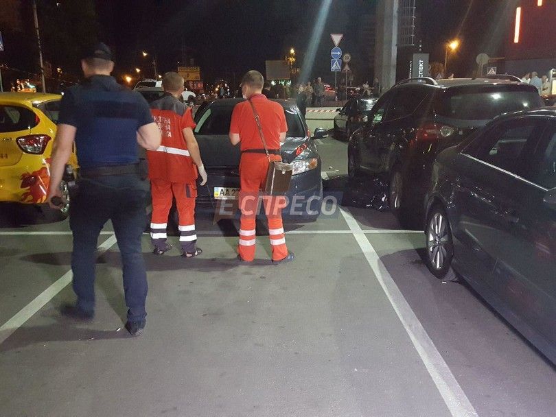 Розстріляний з автомата на парковці ТРЦ «Проспект» у Києві чоловік виявився вбивцею із Росії