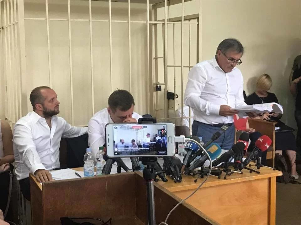 Депутату Полякову присудили носити браслет і 304 тисячі грн застави