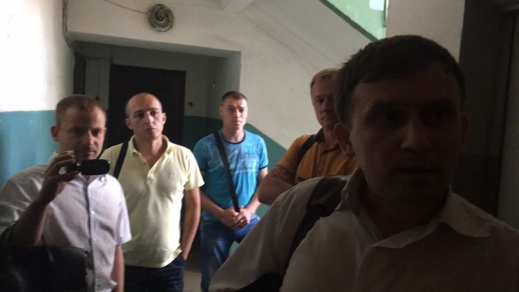 У Києві обшуковують офіс редакції Страна.ua і квартири чотирьох журналістів