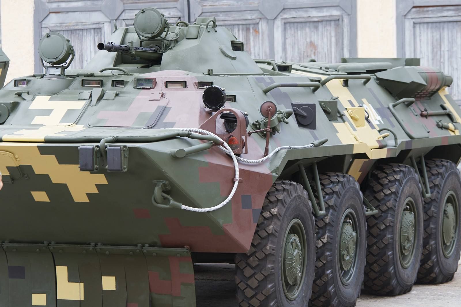 На Майдані Незалежності відкрилася виставка військової техніки (фото)