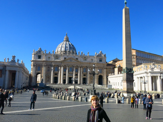 Зустрінемося біля Ватикану: чим приваблює туристів найменша країна світу