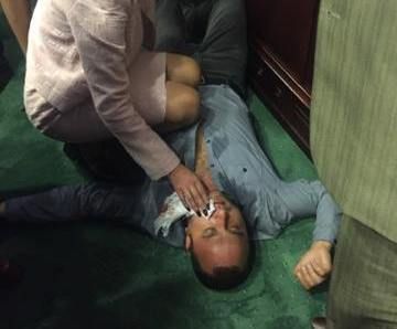 У Київській облраді побили до втрати свідомості депутата Хахуліна (фото)