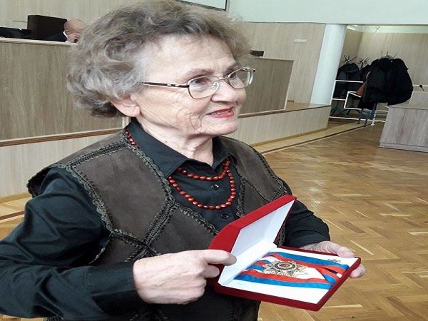 Олександра Шулежко, яка врятувала 100 дітей у Другу світову, стала почесною громадянкою Черкас