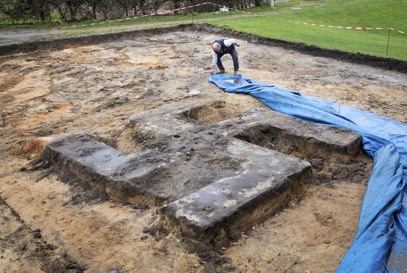 У Гамбурзі знайшли гігантську бетонну свастику
