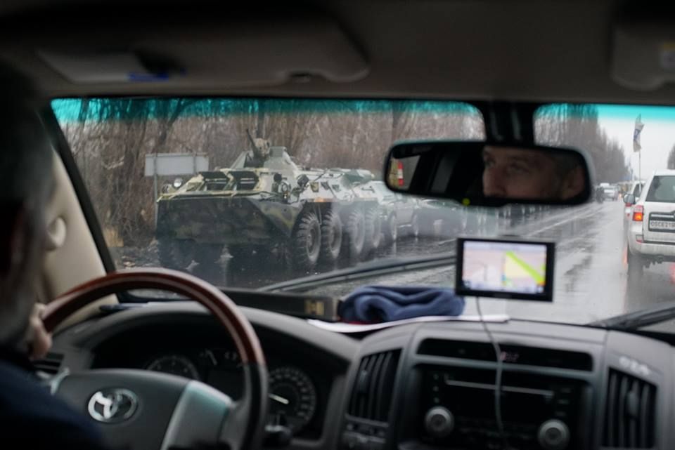 Спостерігачі ОБСЄ зафіксували перекидання техніки із «ДНР» в «ЛНР» (фото)