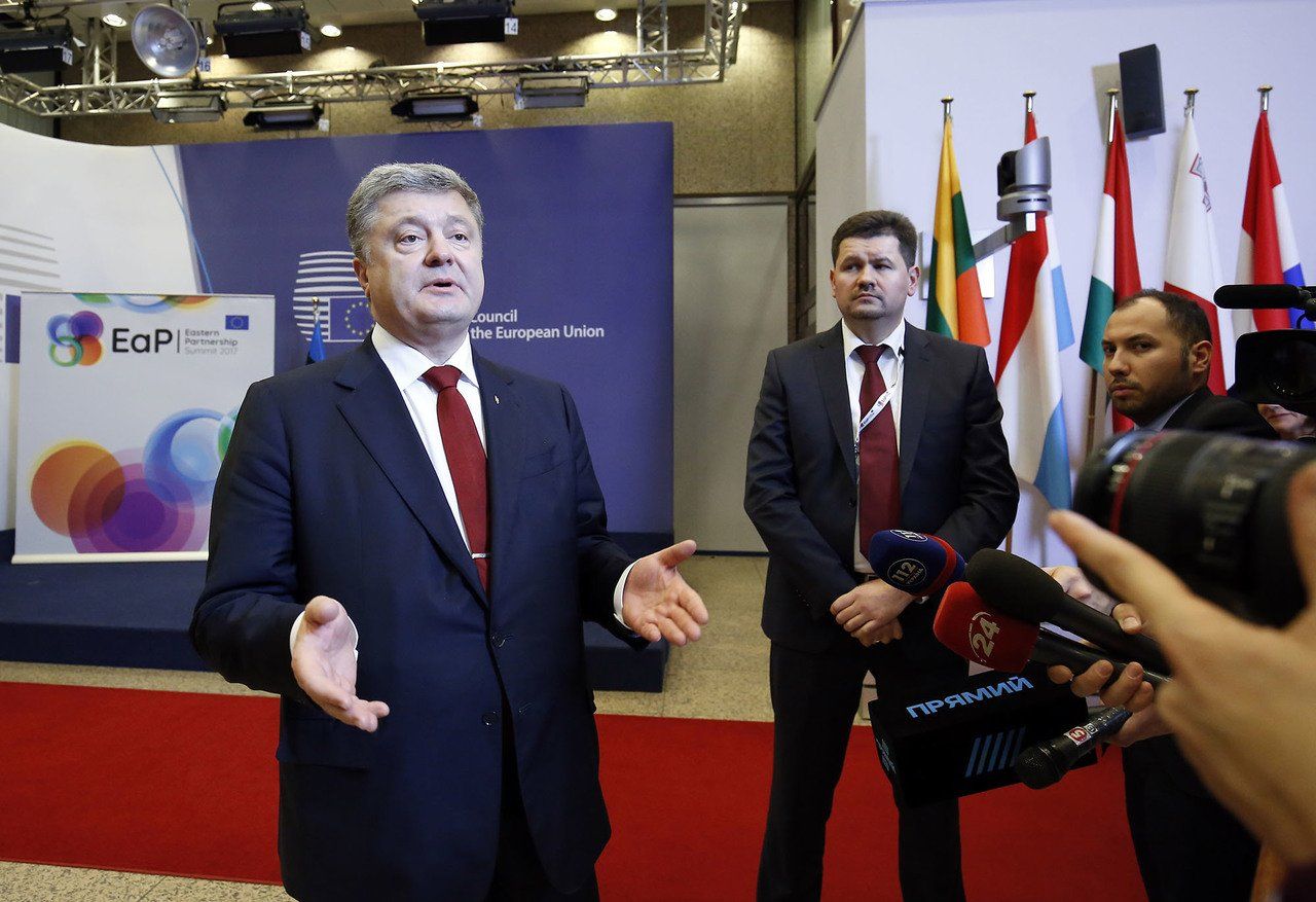 Порошенко нагадав ЄС про зобов’язання щодо спільного авіапростору з Україною