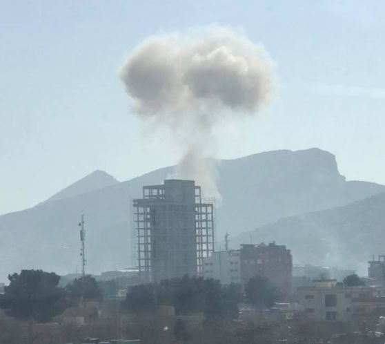 У Кабулі вибухнув автомобіль біля посольств: 17 людей загинули