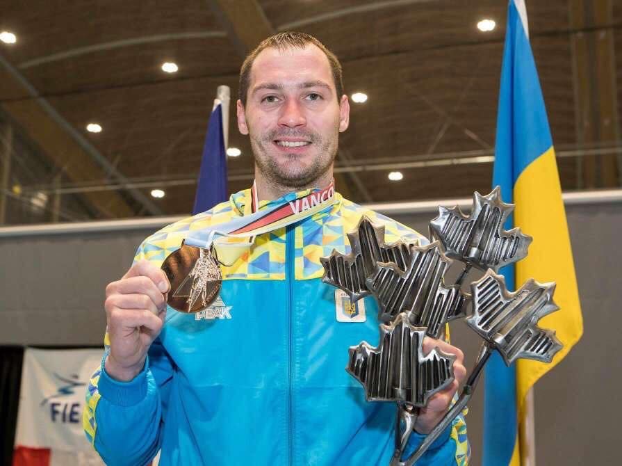 Богдан Нікішин із нагородами у Ванкувері