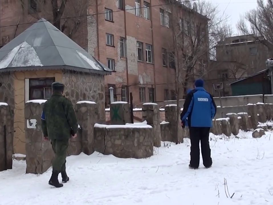 Спостерігачі ОБСЄ підтвердили обстріл телекомпанії в Луганську