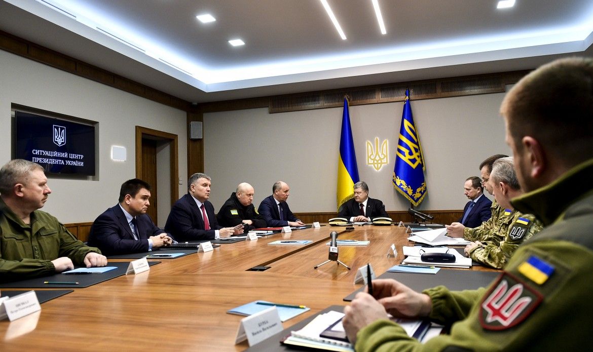 Президент Порошенко підписав закон про реінтеграцію Донбасу