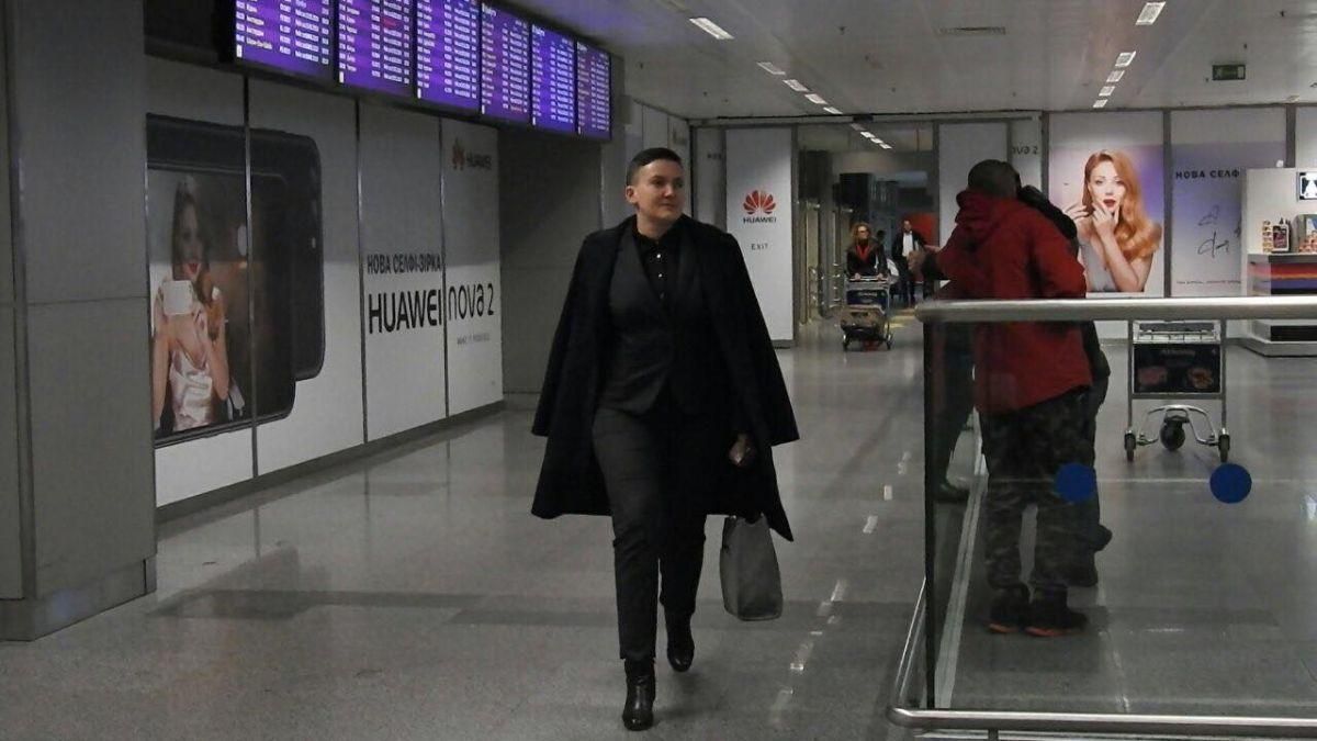 Надія Савченко повернулася в Україну