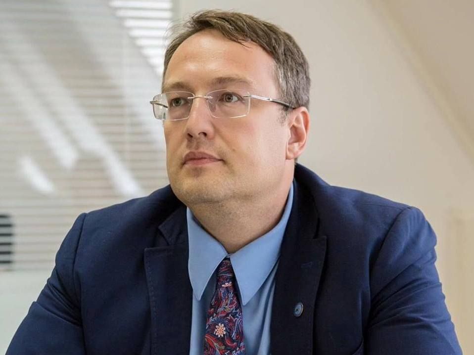 За орендовану квартиру депутата Антона Геращенка платить тесть, який заробляє менше за вартість оренди