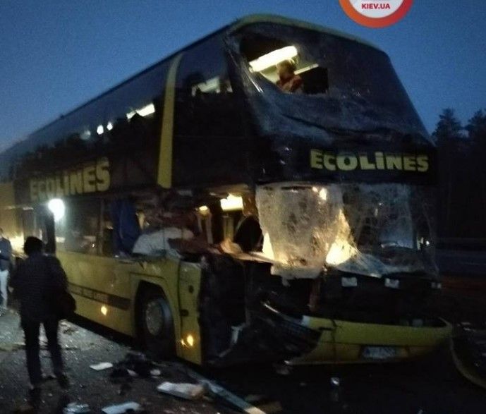 У Чехії автобус з українцями потрапив в аварію