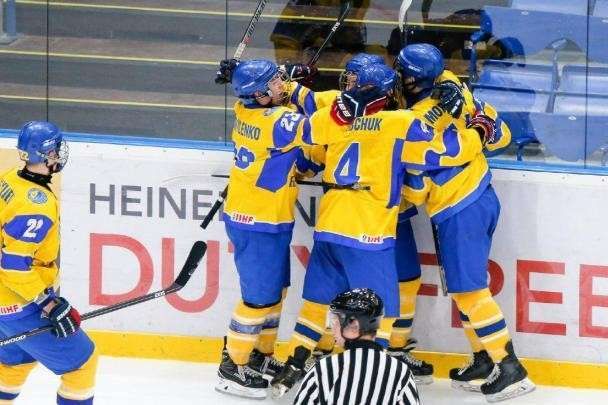 Збірна України U-18 сенсаційно виграла чемпіонат світу з хокею в дивізіоні 1В