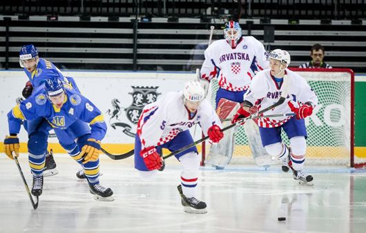 На ЧС-2018 в дивізіоні ІВ збірна України з хокею зазнала двох історичних поразок