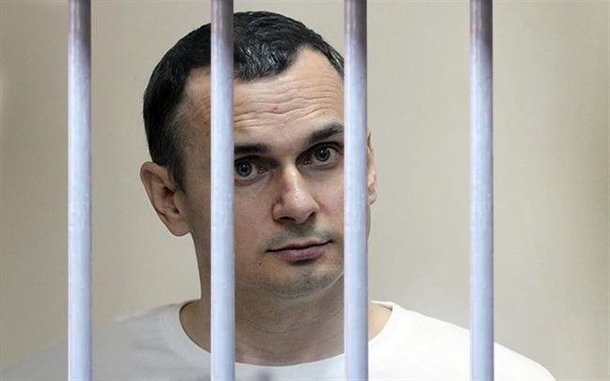 Олега Сенцова під час голодування щодня відвідує лікар