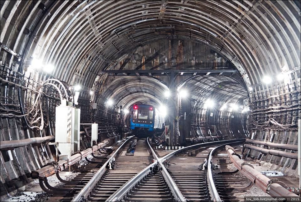 У Києві анонімно «замінували» 5 станцій метро