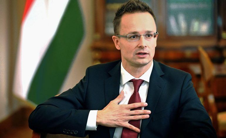 Угорщина під тиском США дала згоду на участь Порошенка в саміті НАТО