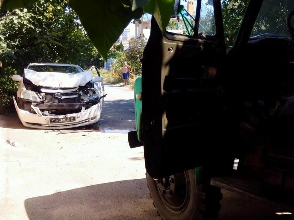 В авто одеських лідерів «Народного руху України» врізалася вантажівка: підозрюють спланований напад