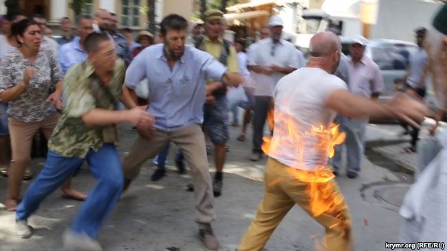 В Сімферополі протестувальник здійснив акт самоспалення через свавілля окупаційної влади