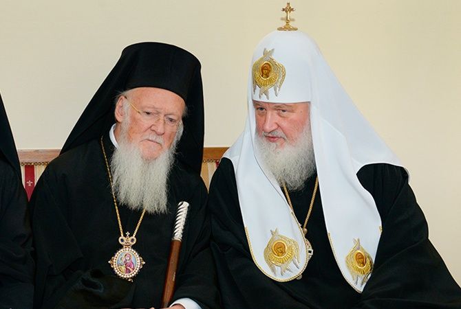 В РПЦ погрожують розколом Константинополю у разі появи незалежної української церкви