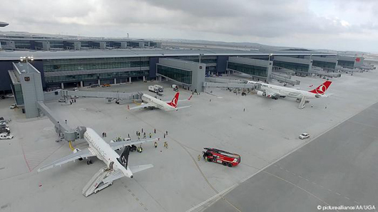 У Стамбулі відкрили аеропорт, який має стати найбільшим у світі