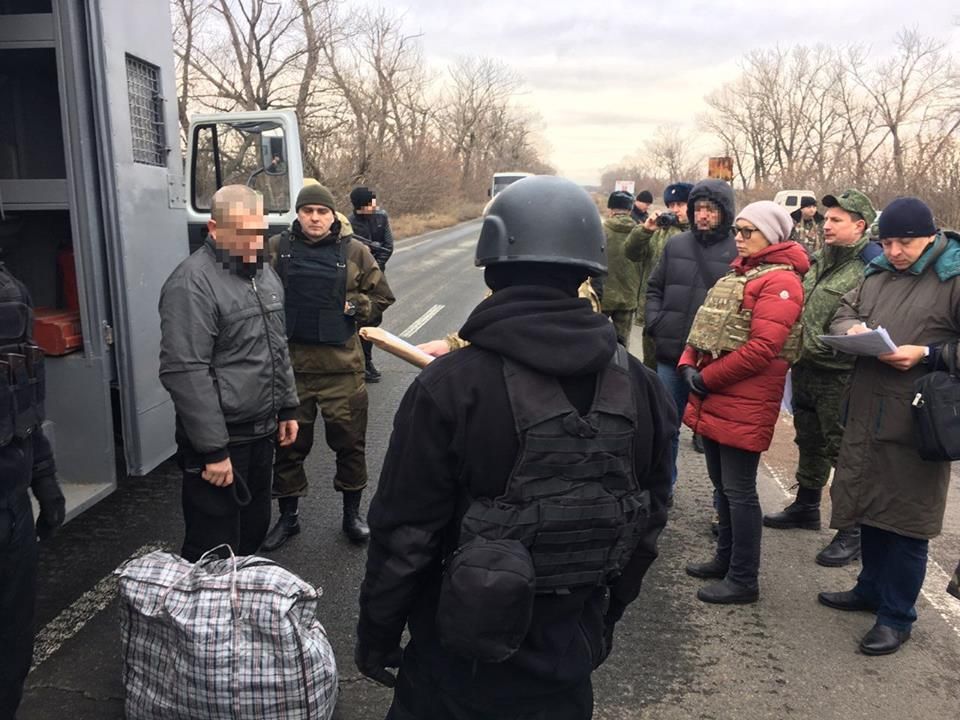 Окупанти ДНР передали Україні 13 засуджених