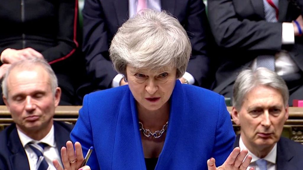 Парламент Британії висловив підтримку уряду Терези Мей після провального голосування за Brexit