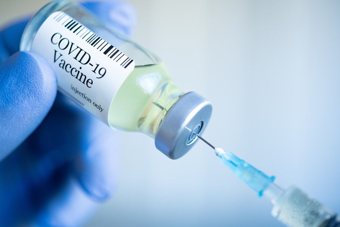 Хто останній: Україна все ще не отримала вакцини від коронавірусу