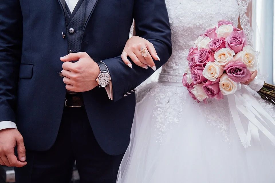 В Україні стали одружуватися частіше