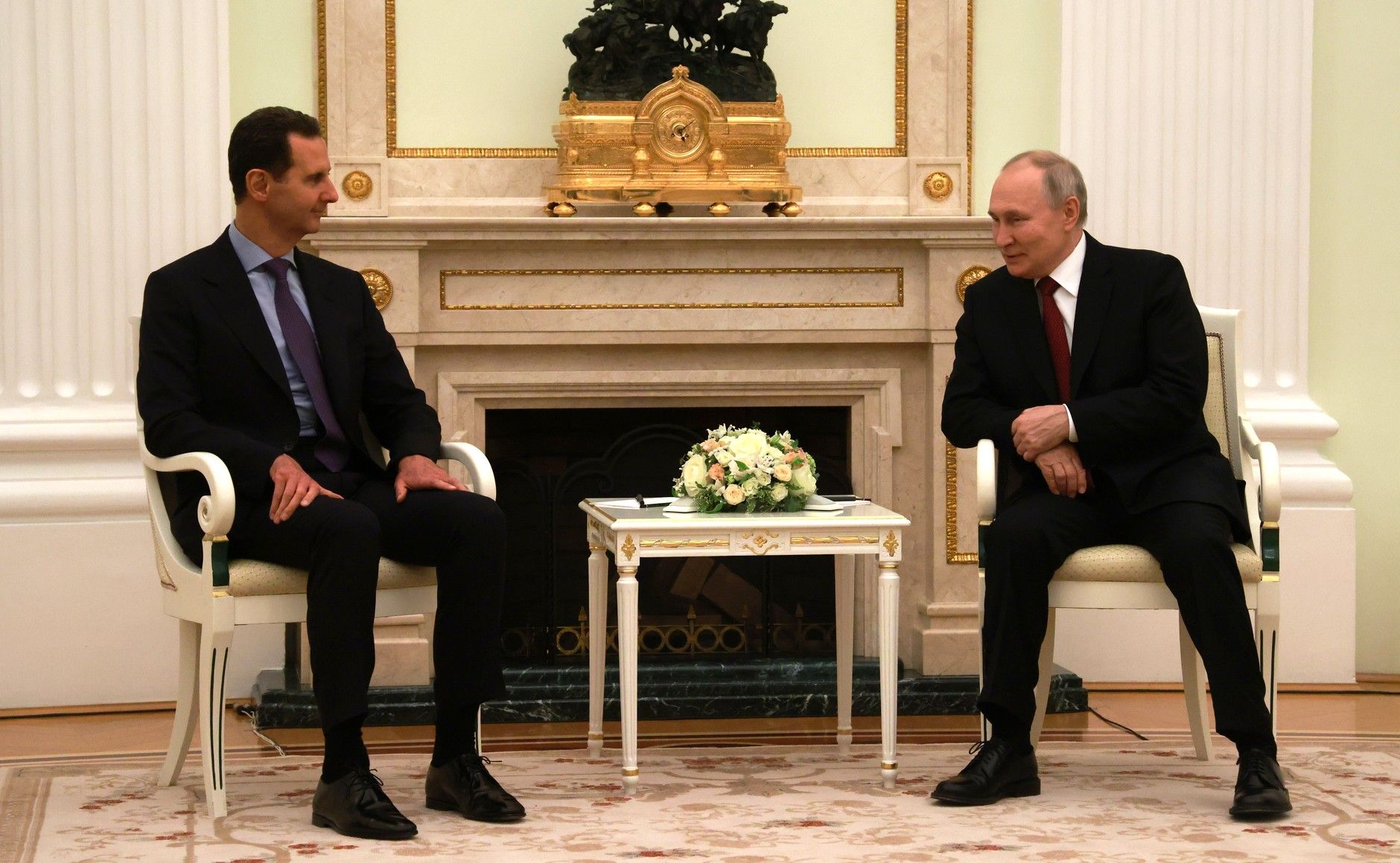 Ассад в усьому підтримує ідеологічну маячню путіна.