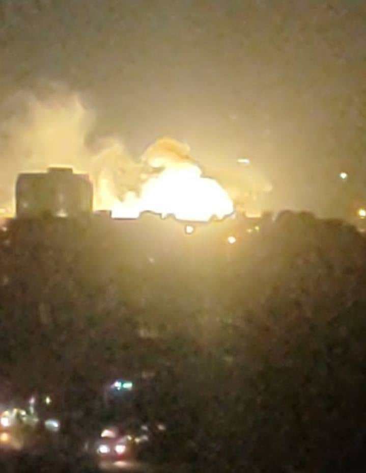 Владивосток «забавовнився»: горять електропідстанції, знеструмлено сотні будинків
