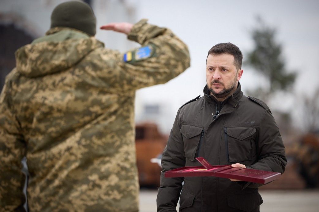 Зеленський нагадав, що мобілізація в Україні жодного разу не зупинялась і постійно продовжувалась.