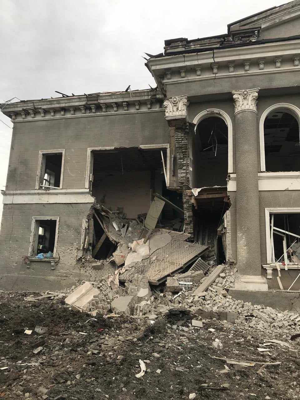 Ракетна атака рашистів знеструмила Одесу та наробила лиха на Харківщині